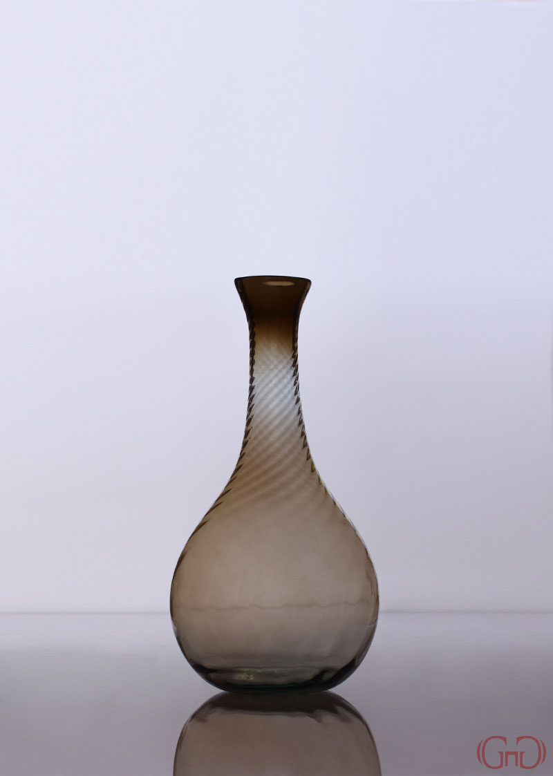 vase-glass-round-twist-30CM-smoke-burned-top