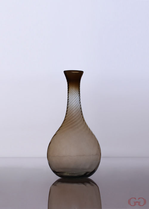 vase-glass-round-twist-30CM-smoke-burned-top
