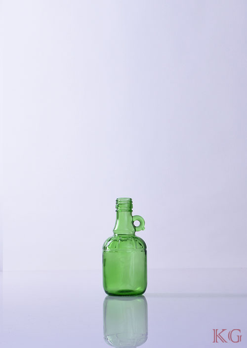 bottle-round-green-handle-250ML